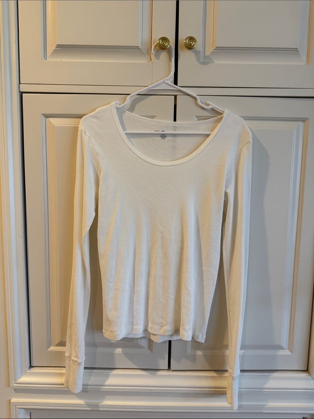 Brandy Melville White Scoop Neck Long Sleeve Top